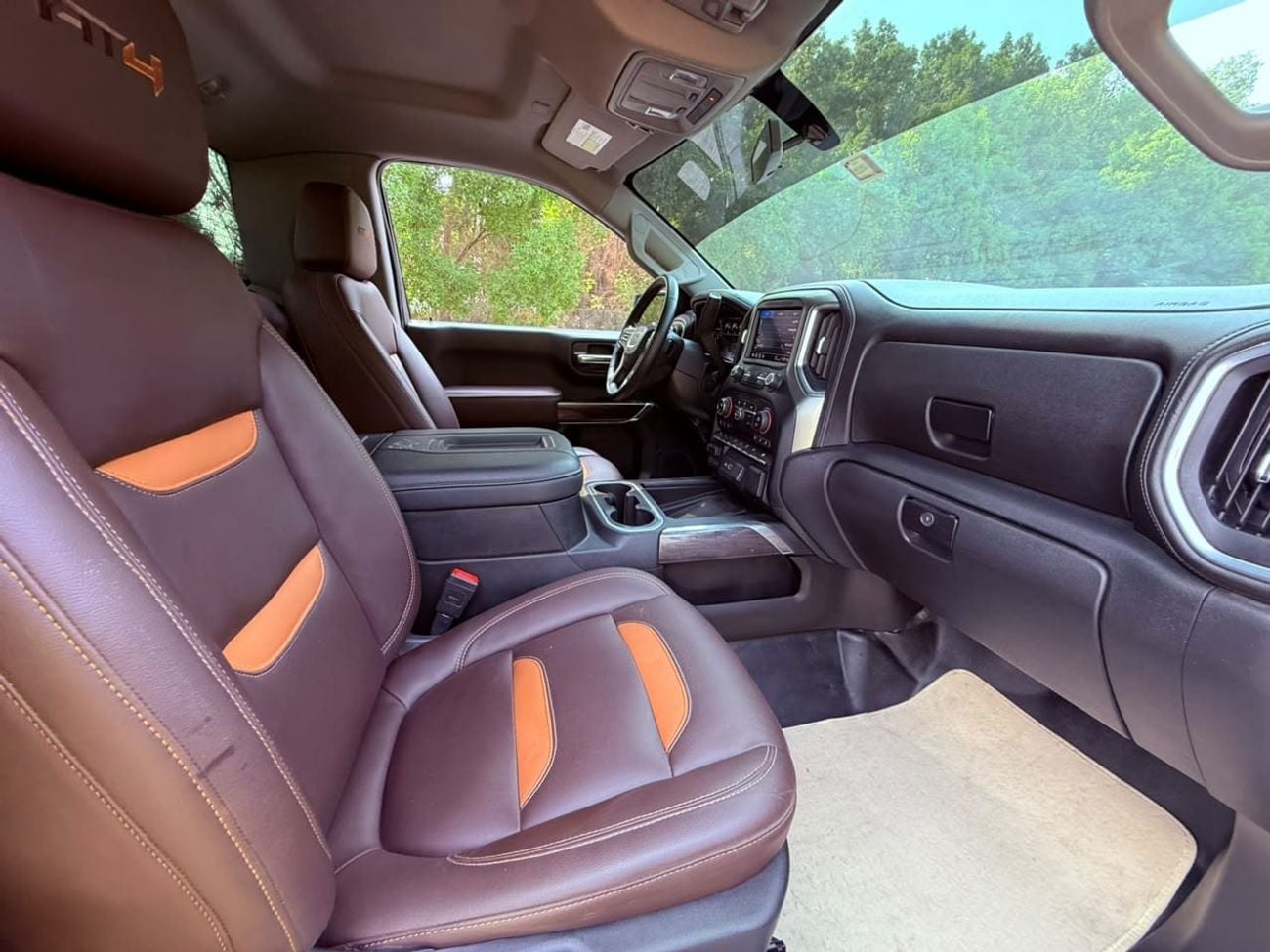 GMC Sierra 1500 REG/CAB AT4