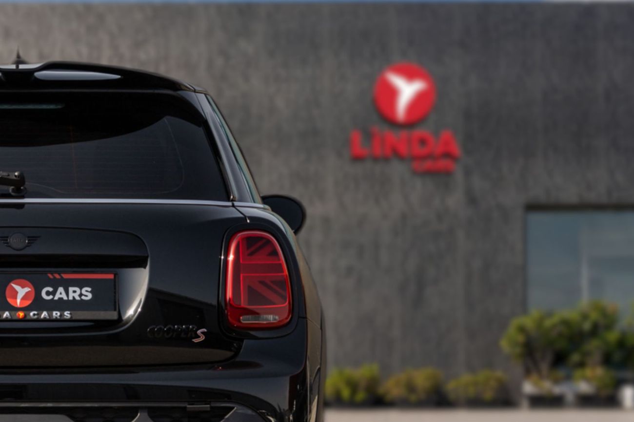 Mini Cooper S JCW MINI Hatch Cooper S 2024 GCC specs for 1,594.00 AED monthly