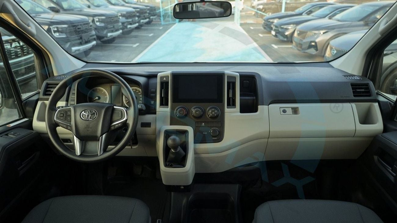 Toyota Hiace DX (For Export , НА ЭКСПОРТ) Bus 2.8T V4 RWD GCC 2026 Без пробега