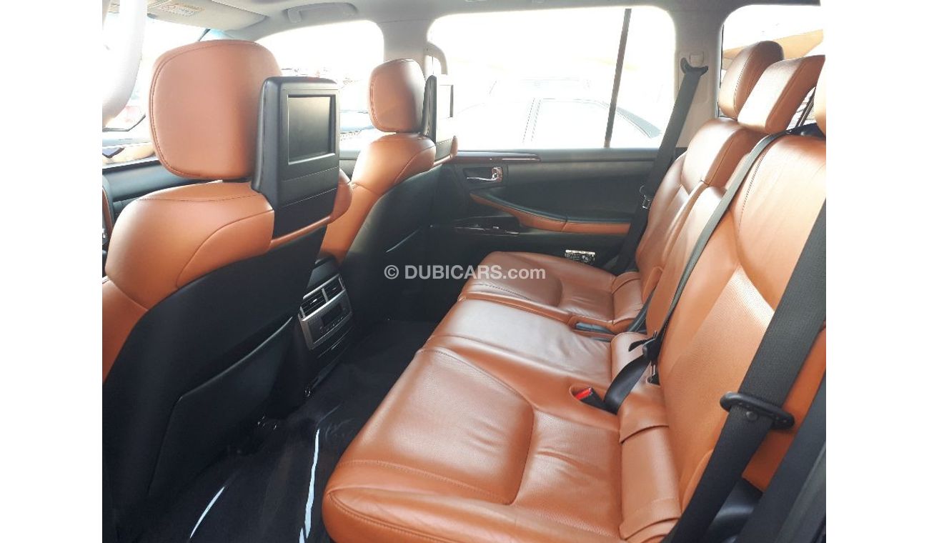 Lexus LX570