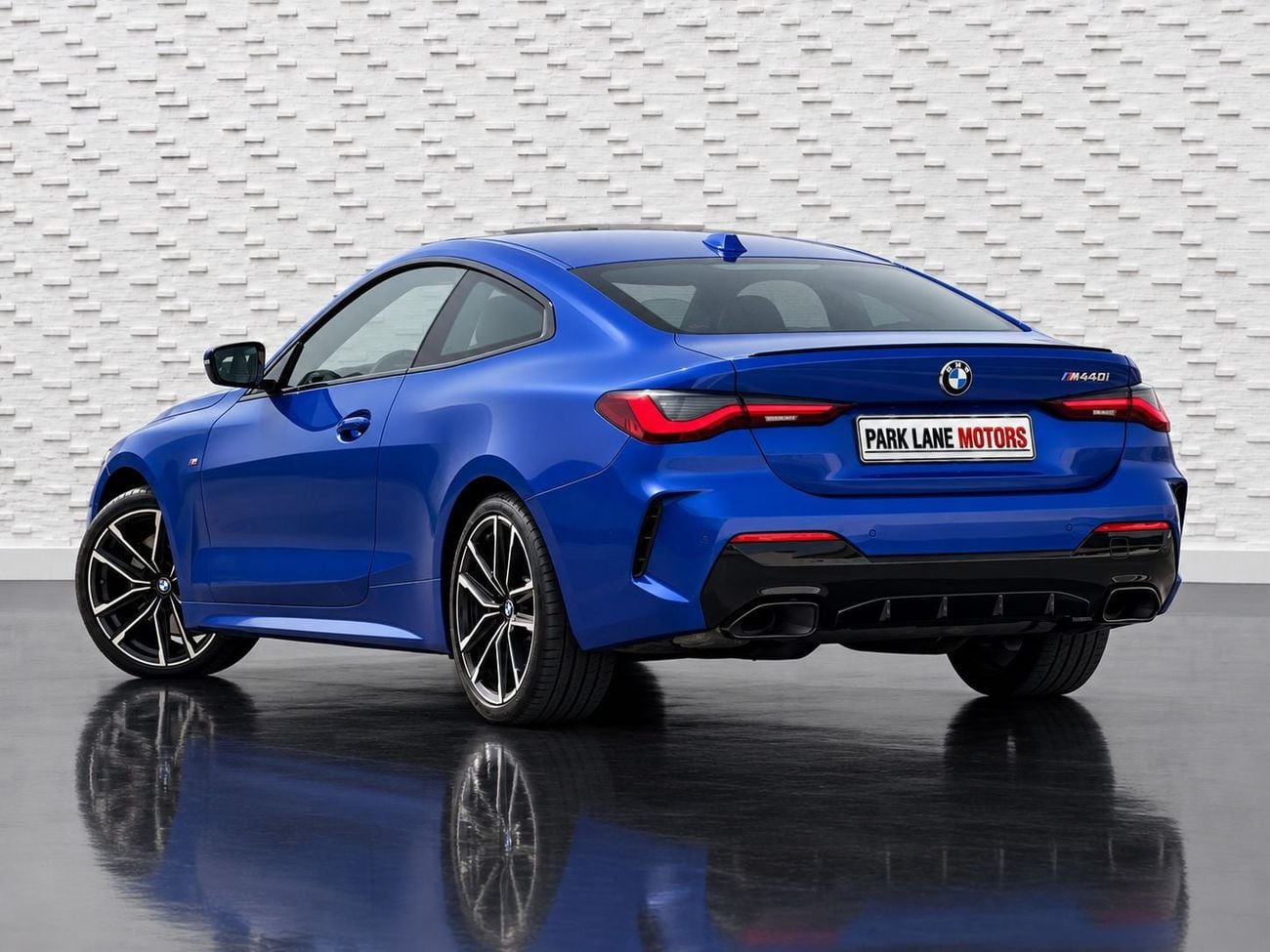 بي أم دبليو M440i XDRIVE