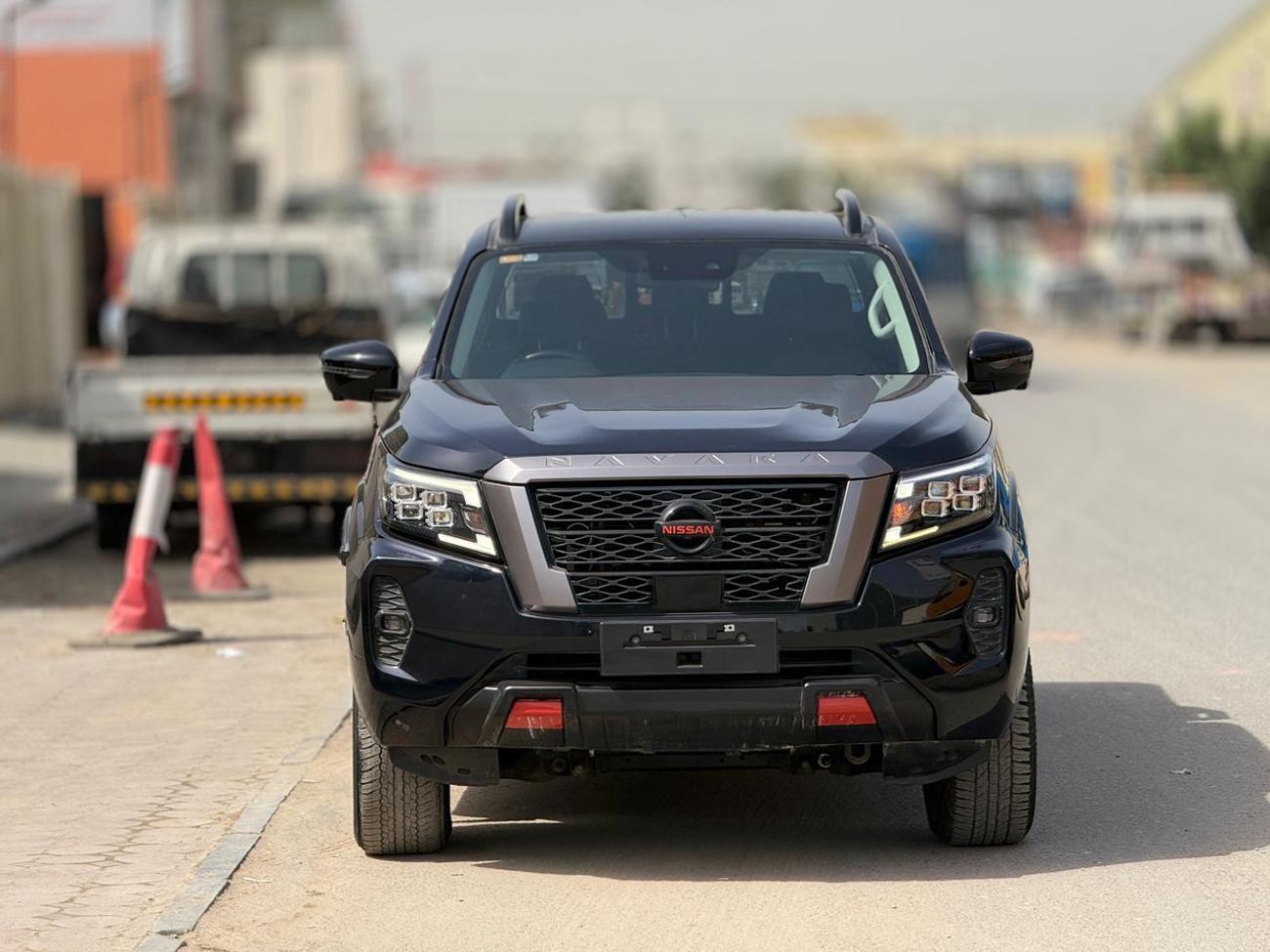 Nissan Navara 2.4 L DIESEL AUSTRALIAN