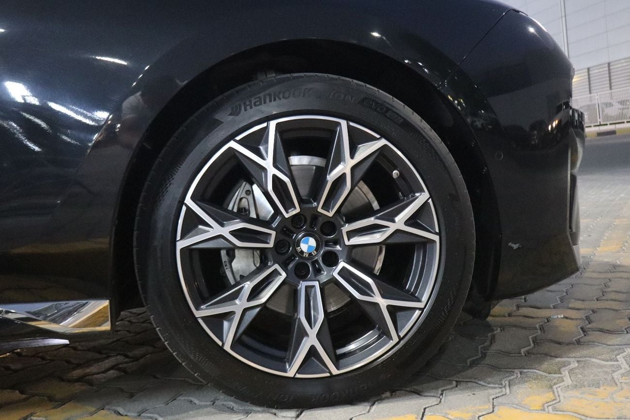 BMW 735i MASTERCLASS PURE EXCELLENCE