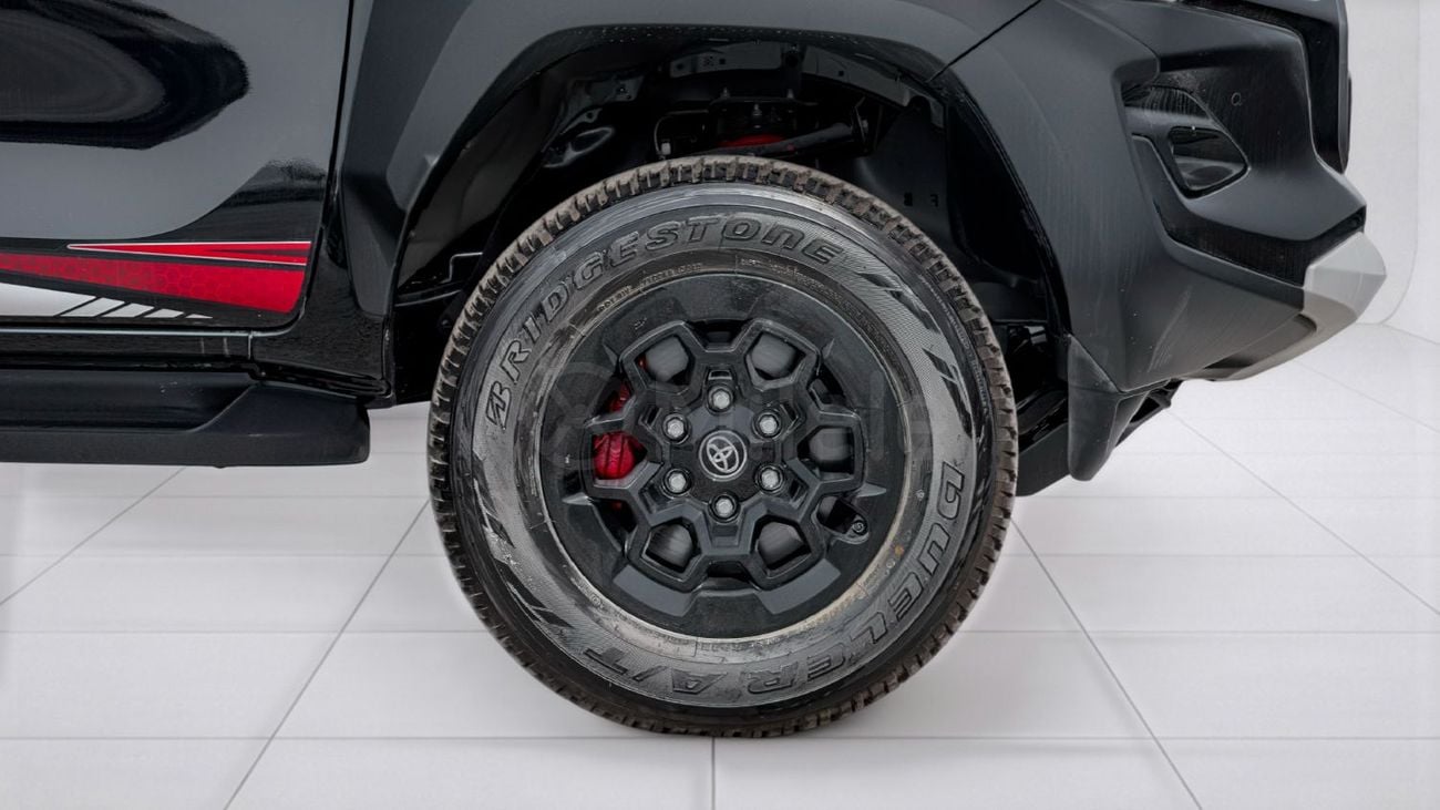 Toyota Hilux GR SPORT
