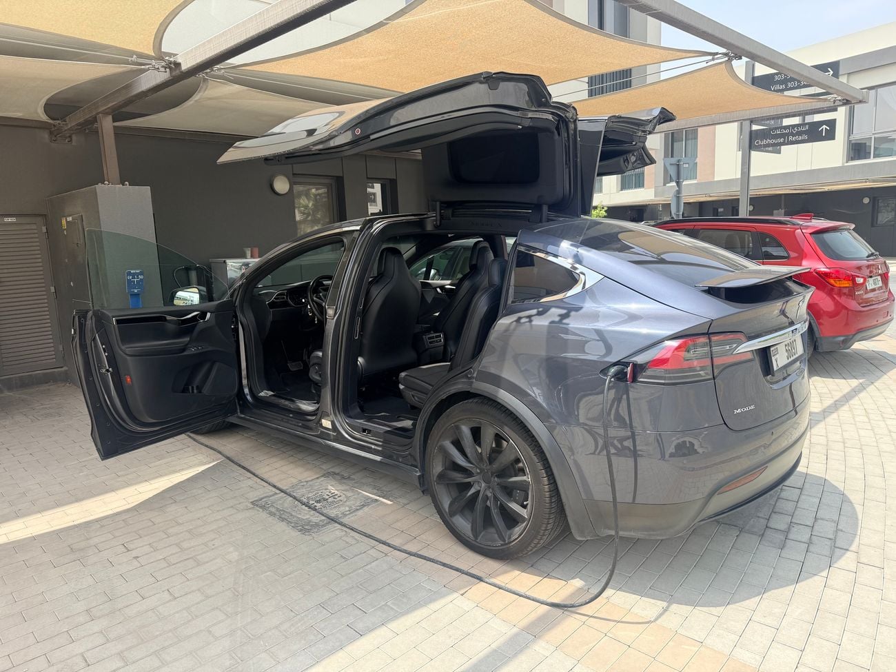 Tesla Model X 75D