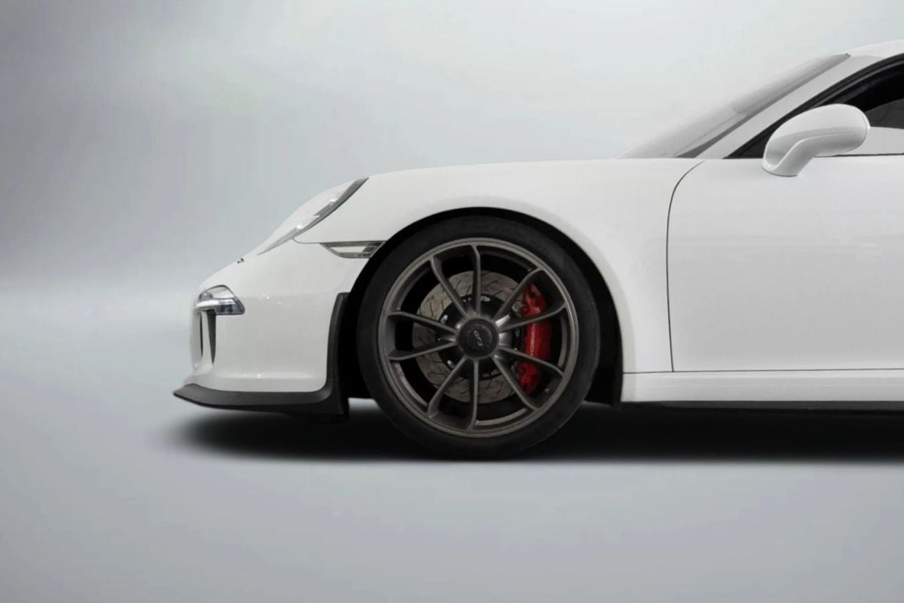 Porsche 911 GT3 3.8L (492 HP) 3.8L