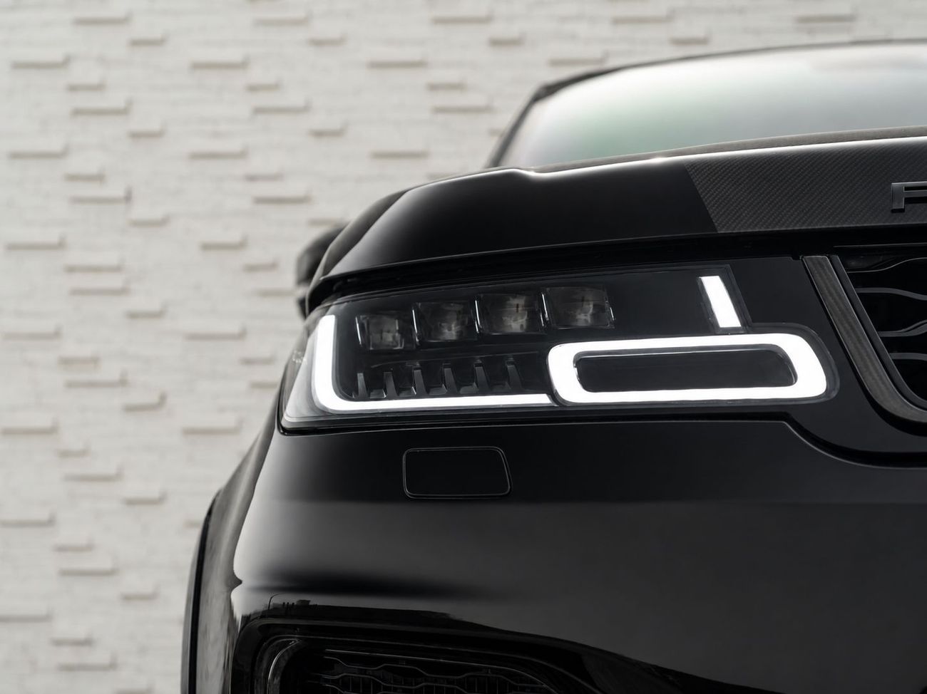 Land Rover Range Rover Sport SVR