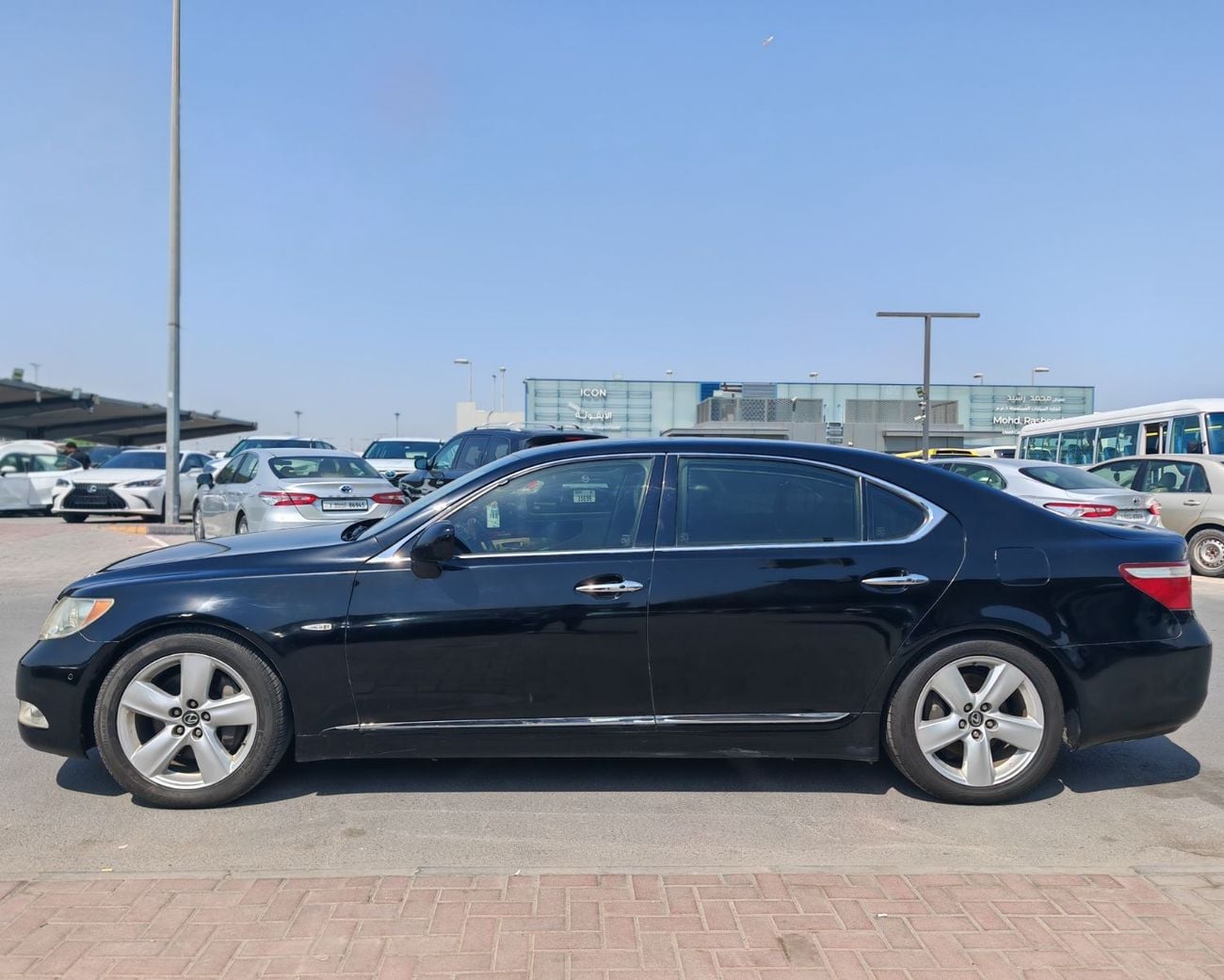 Lexus LS460 LWB 5ST