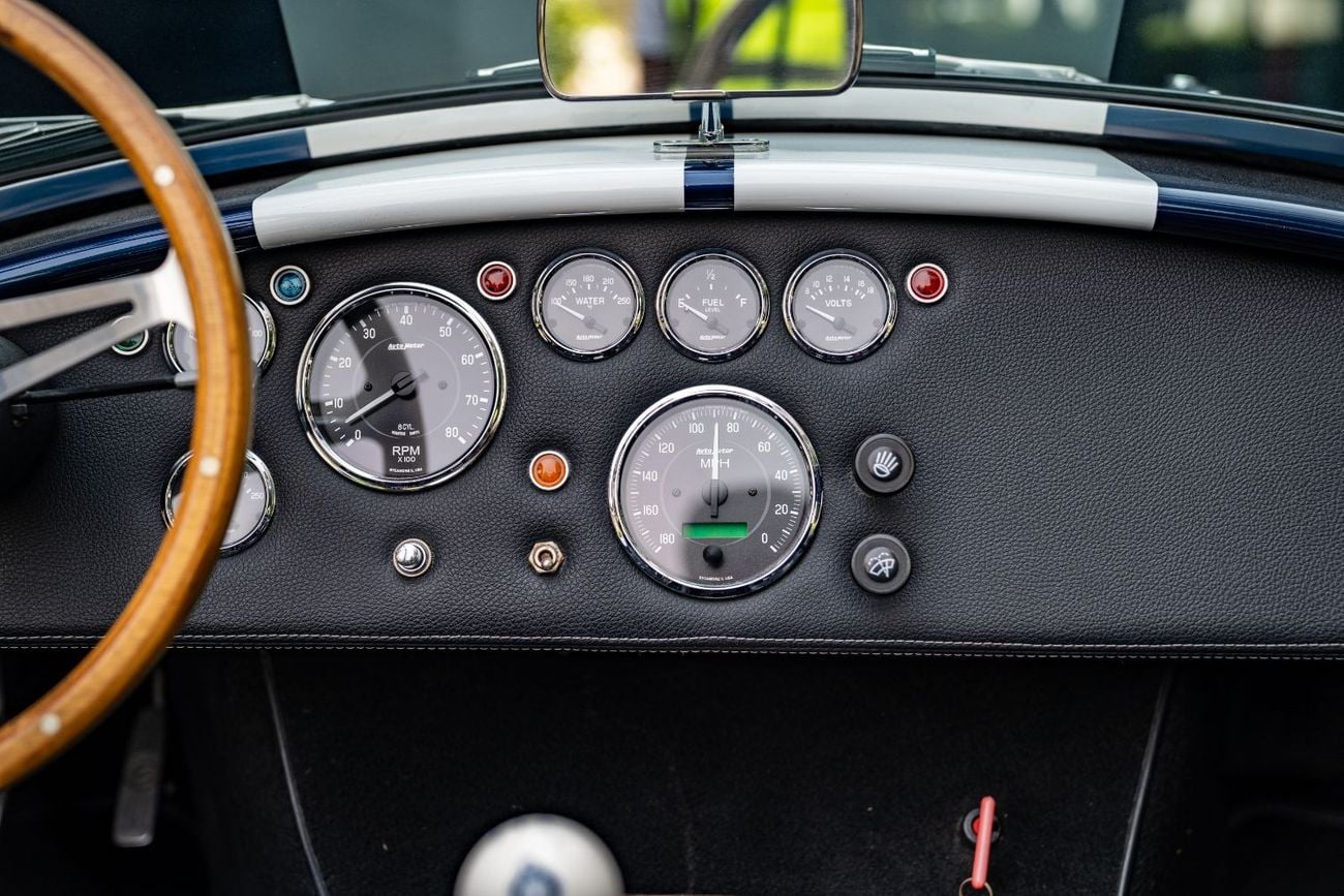 Ford Shelby Cobra Backdraft Racing 427 Backdraft Racing Ford Cobra with Ford iconic 427 V8 7.0litre engine (Rare), 5 Speed Manual Gearbox.