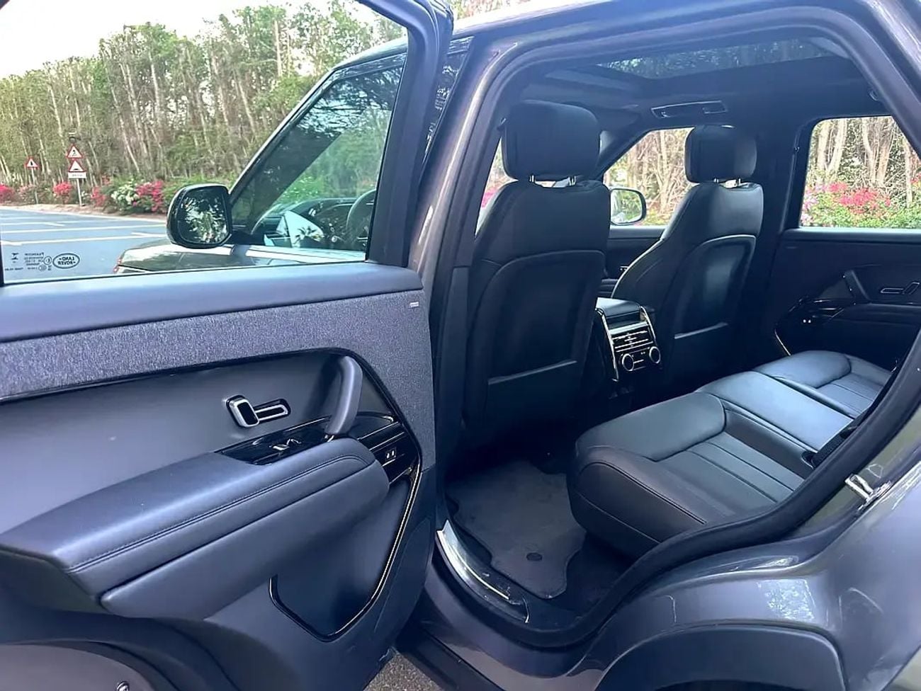 Land Rover Range Rover Sport HSE DYNAMIC | Diesel Engine D250 | 3.0L V6 | Luxury Meets Power