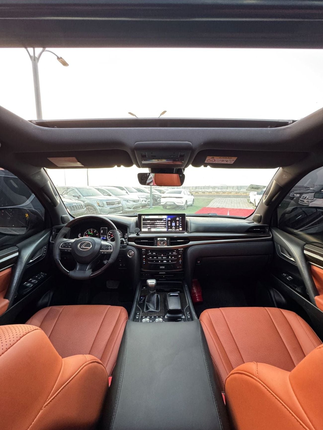 لكزس LX 570 PLATINUM