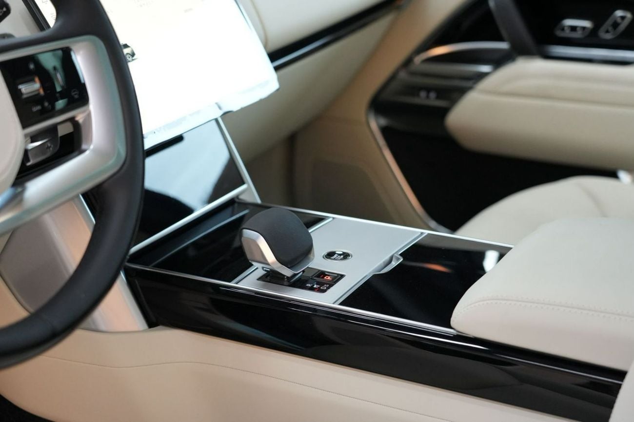 لاند روفر رينج روفر AUTOBIOGRAPHY P530 Land Rover Range Rover HSE 2026 - GCC Specs - Pristine Condition
