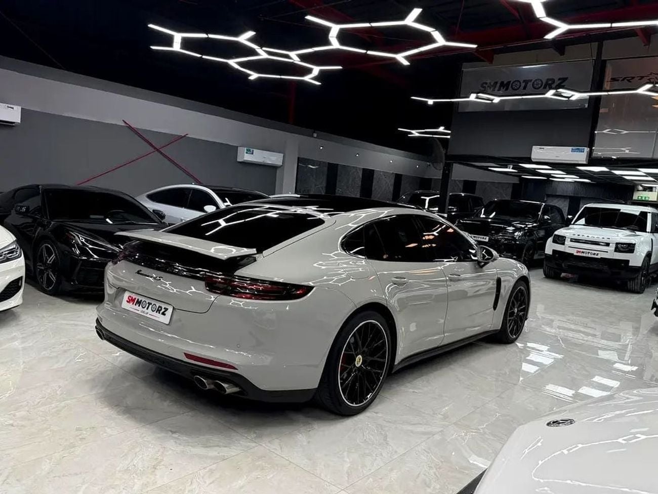 Porsche Panamera 4S