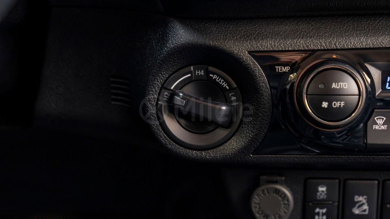 Toyota Hilux HILUX DC 2.8 DIESEL MEV AT 4WD | 2-YEAR WARRANTY + SERVICE AVAILABLE | IN-HOUSE FINANCING | 0% DOWN