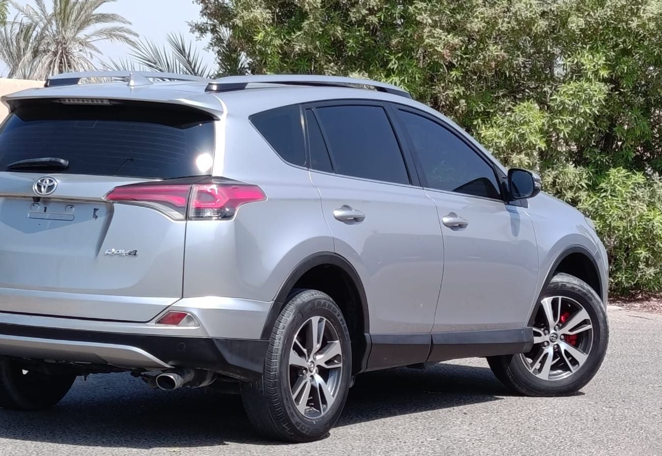 Toyota RAV4 VX 1345-Monthly l GCC l 7 Seater I Cruise, Camera, GPS l Accident Free