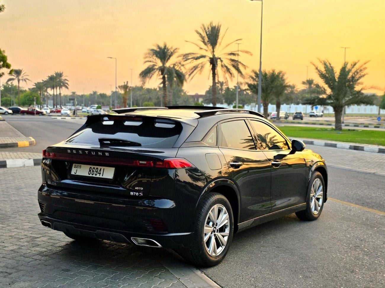 Bestune B70S LIMO GCC SPEC FIRST OWNER