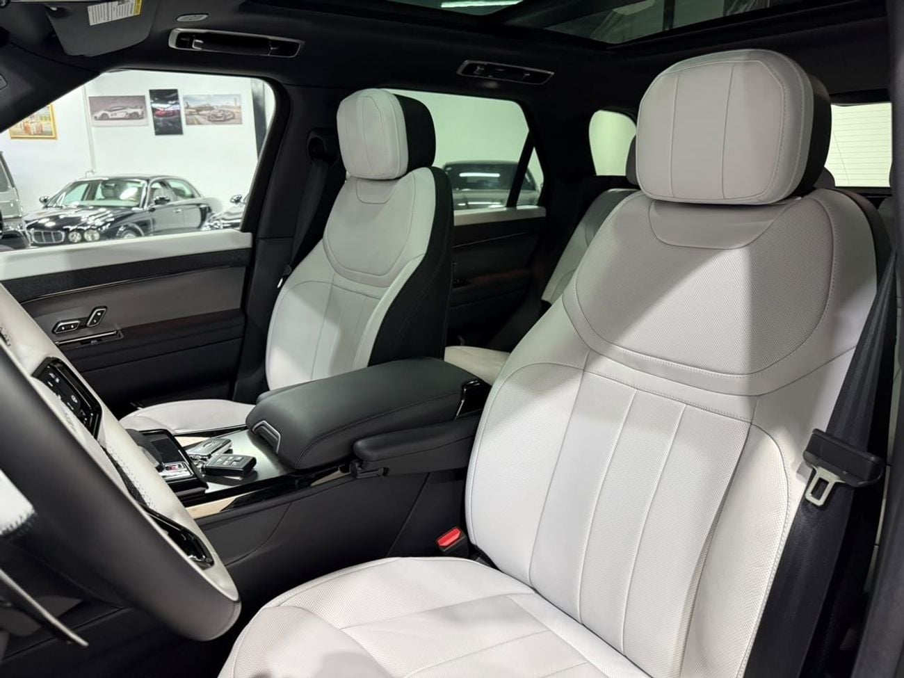 Land Rover Range Rover Sport SE P400 V6 2025