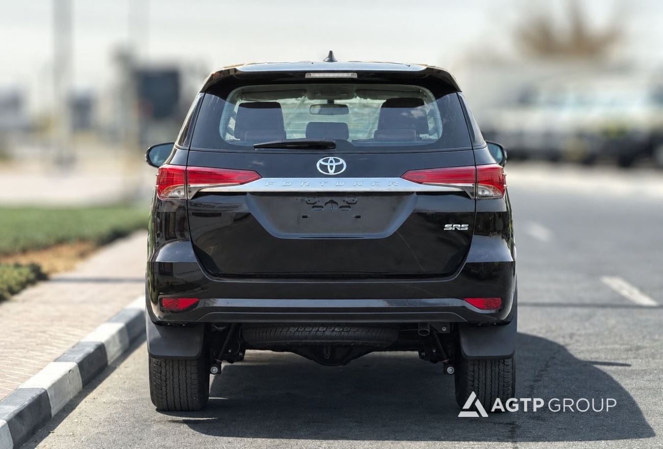 Toyota Fortuner SR5 2.7L Petrol | 4x4 | Automatic | GCC Specs | 7-Seater | Full Option
