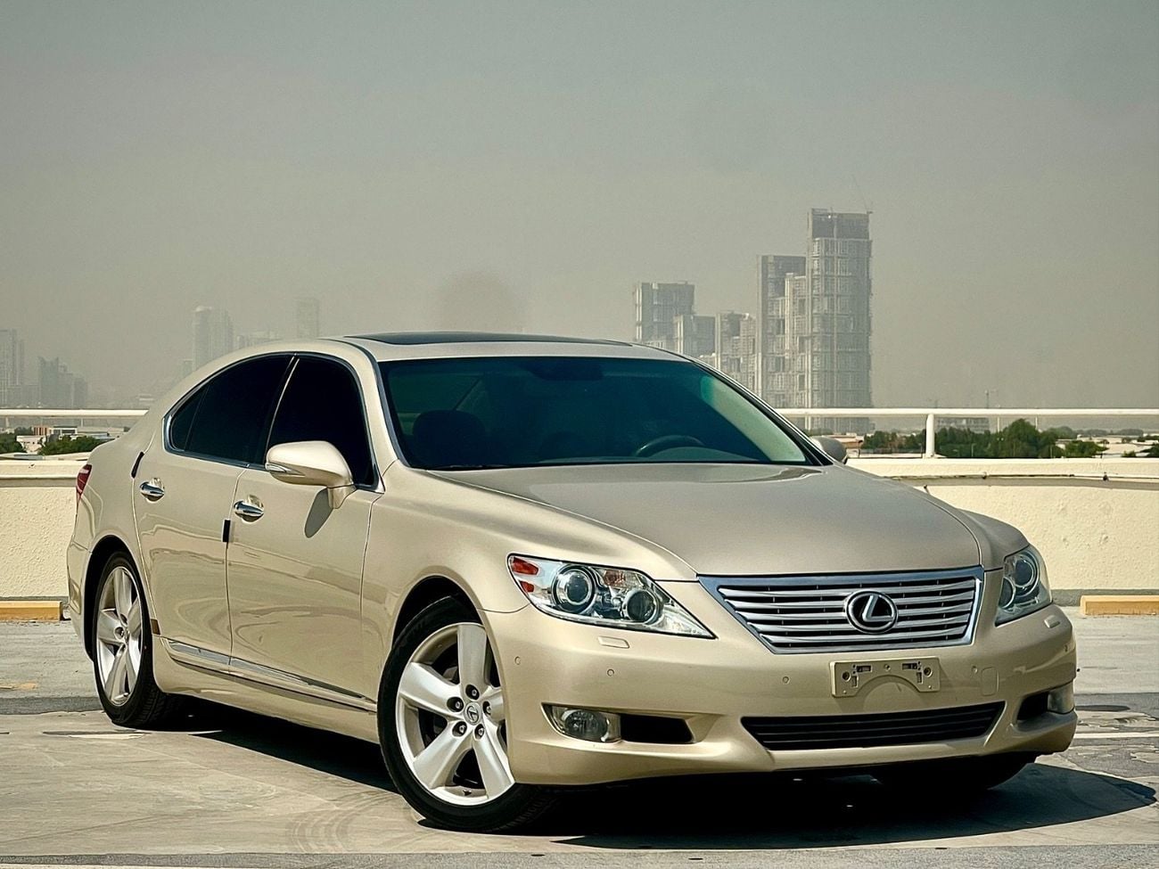 Lexus LS460 PLATINUM LWB 4ST