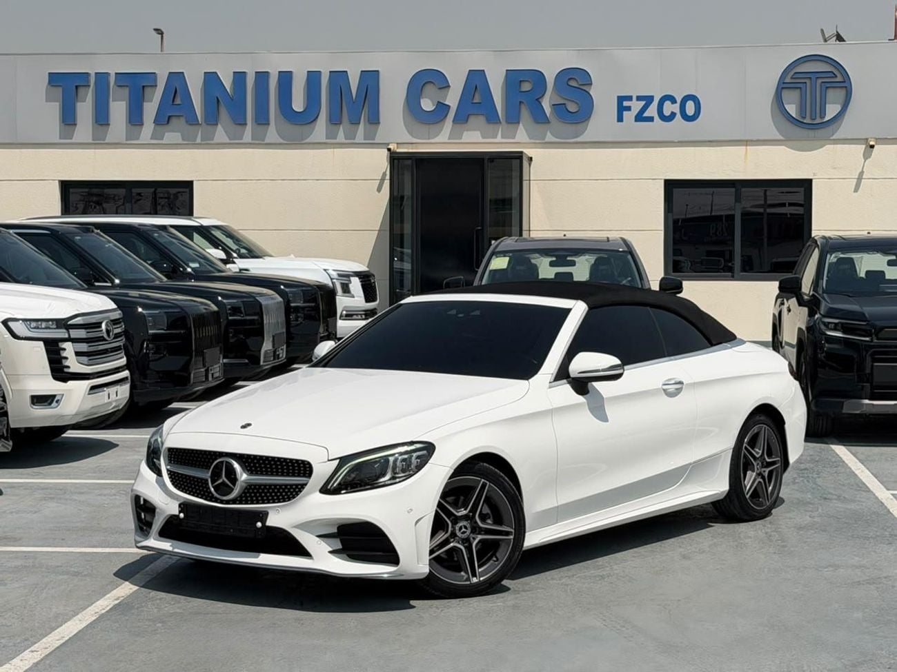 مرسيدس بنز C 200 PREMIUM PLUS سعر تصدير سيارة 2.0 لتر تيربو موديل 2021: 93,000 درهم إماراتي