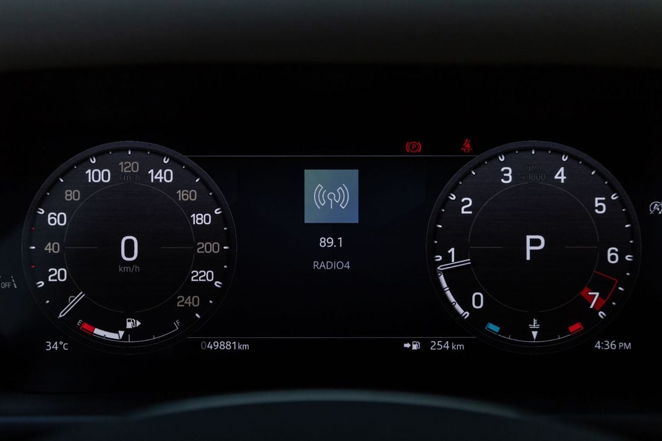 Land Rover Defender 110 X-DYNAMIC SE P300
