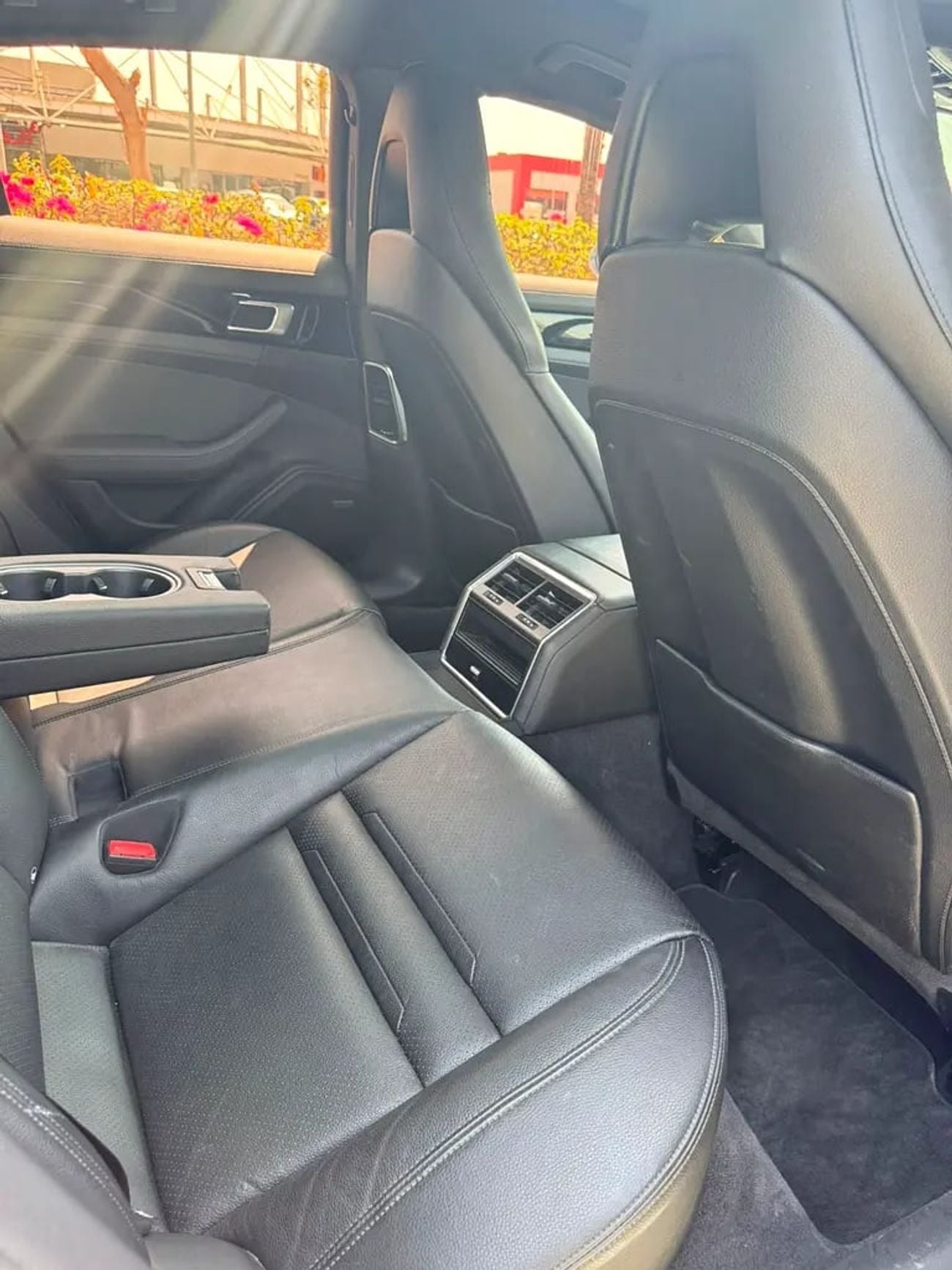 Porsche Panamera 4