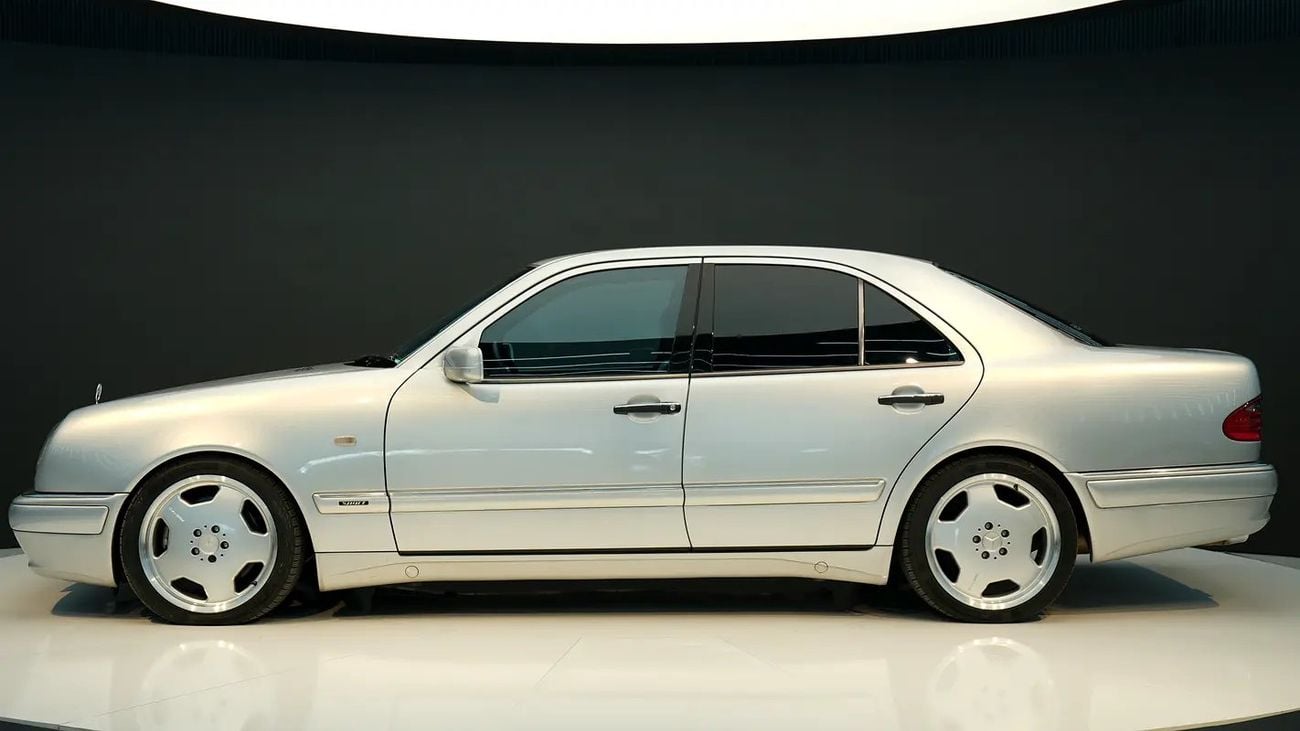 Mercedes Benz E500 E50 AMG (W210)