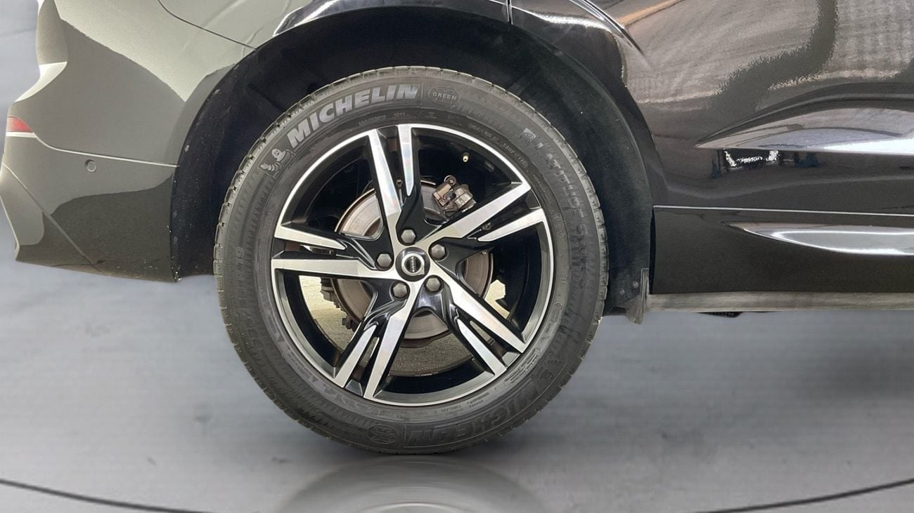 Volvo XC60 R DESIGN | Guaranteed Warranty | 0 Down Payment