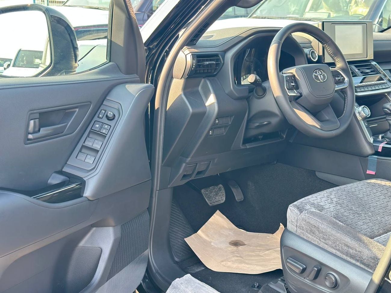 Toyota Land Cruiser GXR