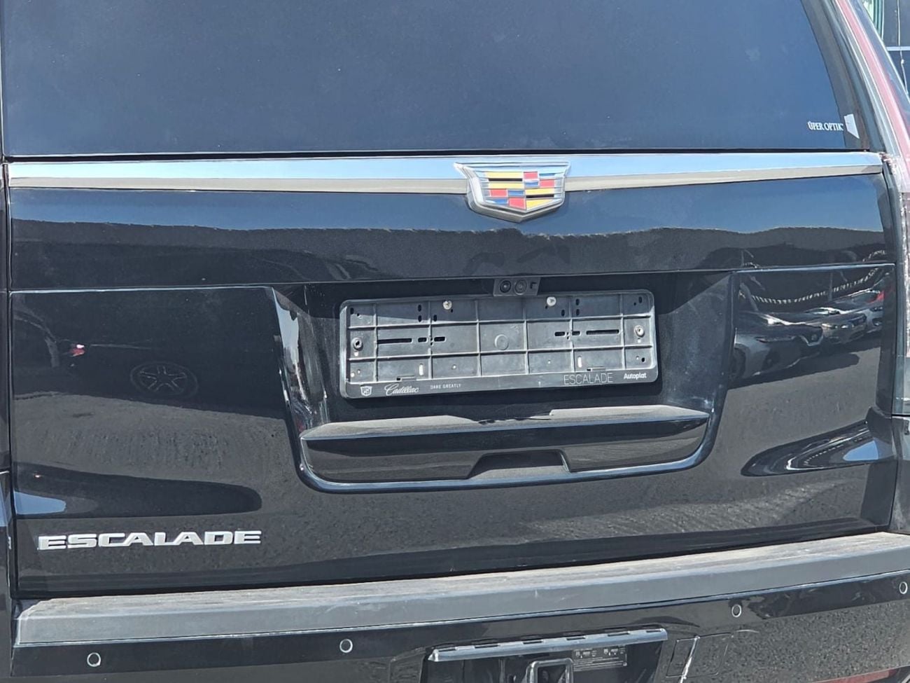 كاديلاك إسكاليد ESV PREMIUM LUXURY