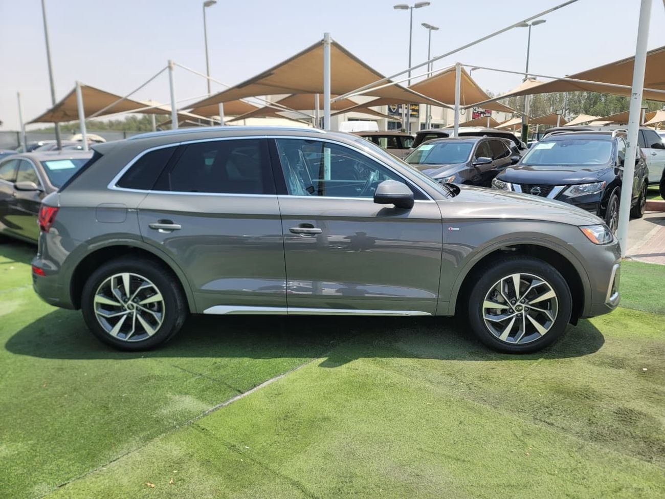 أودي Q5 45 TFSI S-LINE S Line