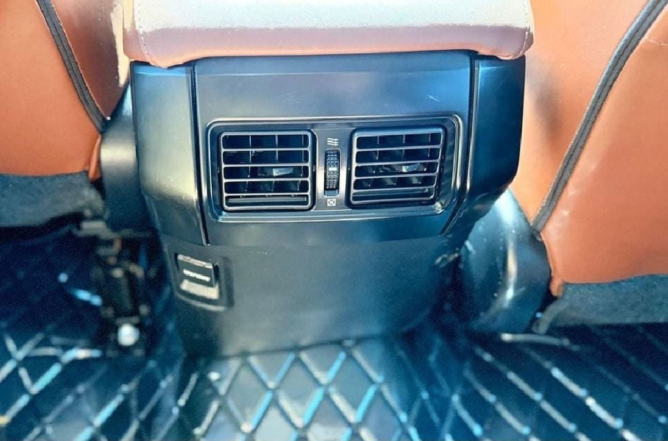 Toyota Prado VXR 2019Model 2.8 diesel Engine Colour Black Transmission Automatic Interior Brown leathers seats 7seats