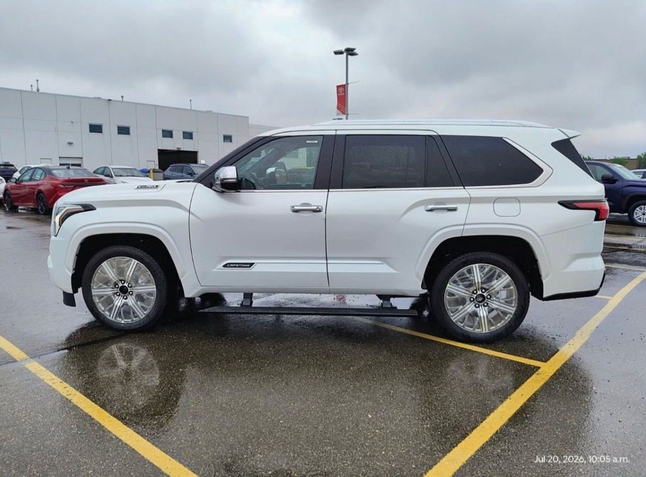 Toyota Sequoia CAPSTONE