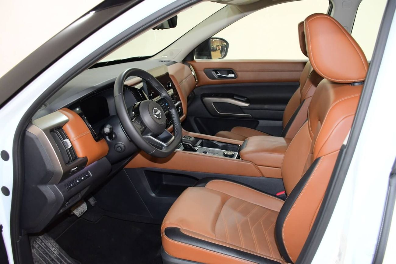 Nissan Pathfinder SL 2.0