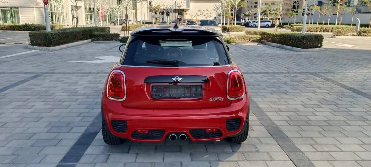 ميني كوبر S JCW John works || GCC || FULL AGENCY SERVICE || ORIGINAL PAINT