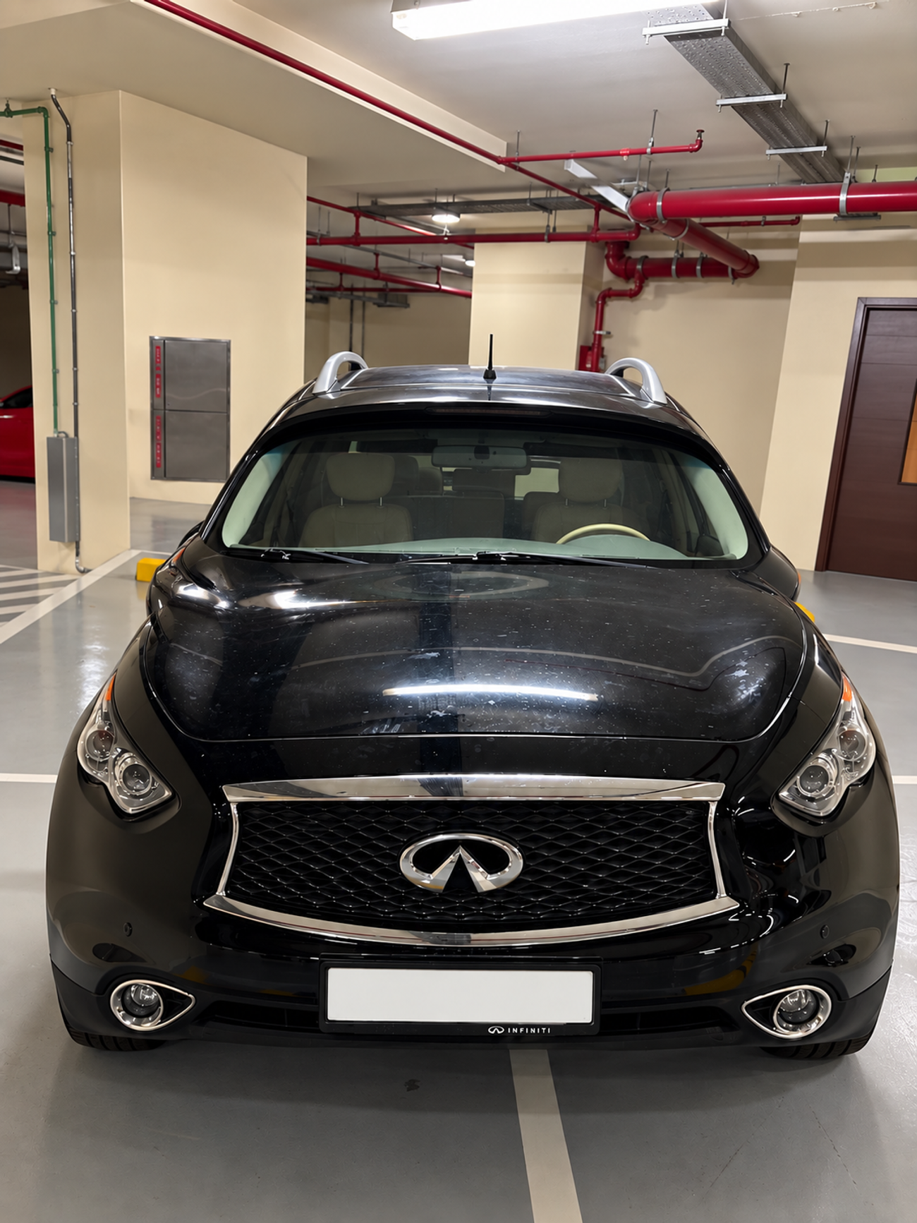 Infiniti QX70