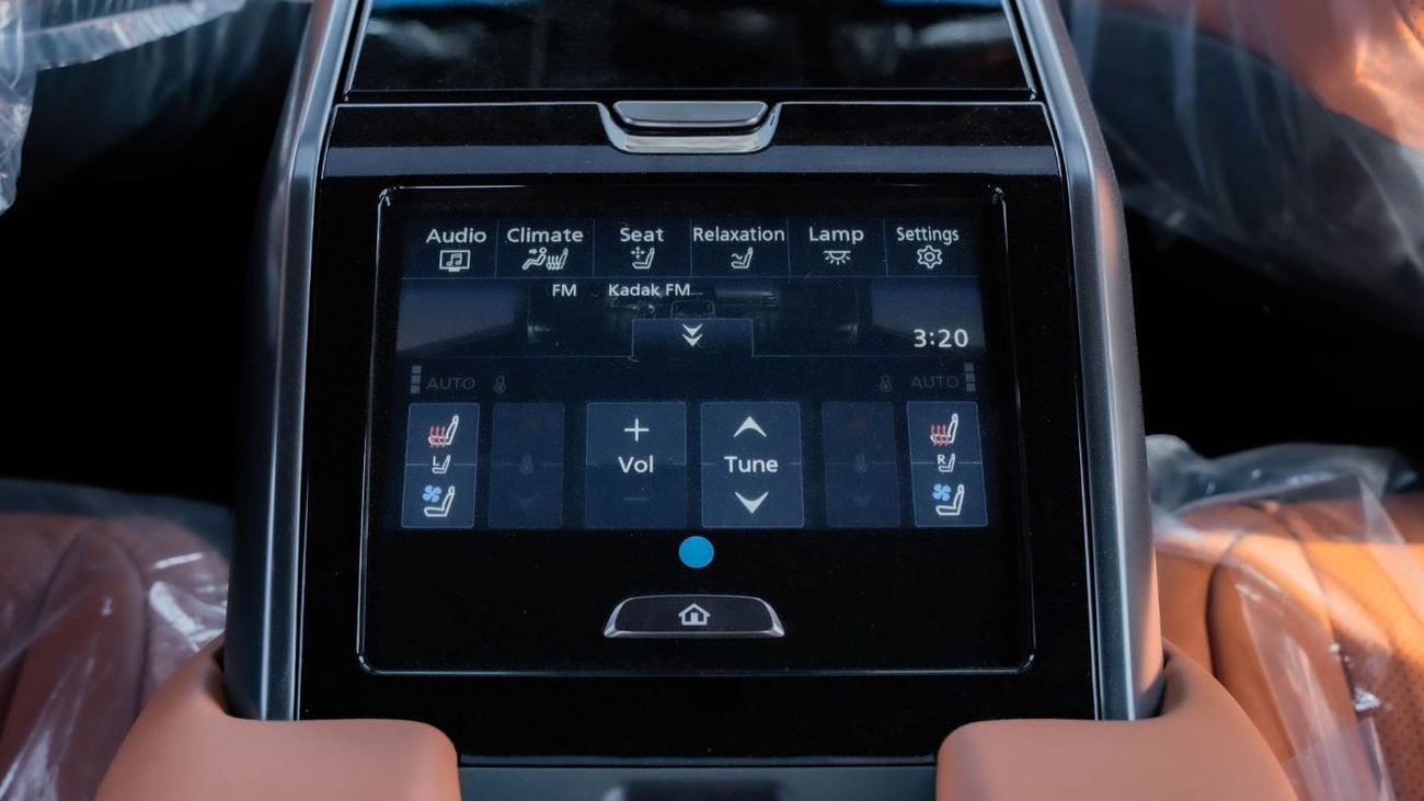 لكزس LX 600 VIP لكزس LX600 KURO موديل 2026، محرك بنزين سعة 3.5 لتر، ناقل حركة أوتوماتيكي (إصدار أسود)