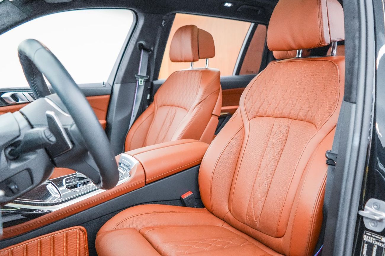 BMW X7 XDRIVE40I M SPORT GCC Specs | Warranty and Service Contract | As Brand new