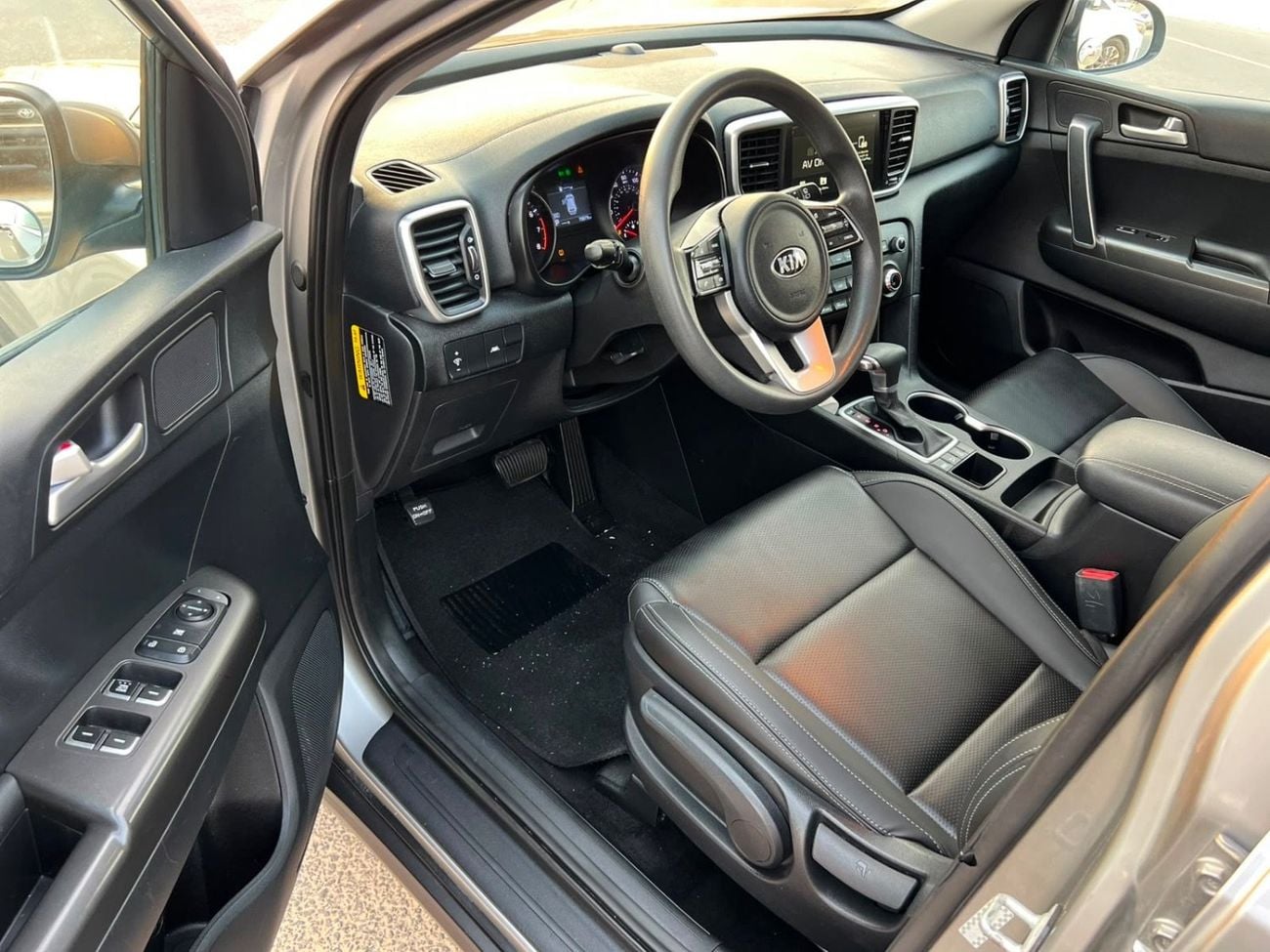 Kia Sportage 2021 KIA SPORTAGE LX Mid-Option - 2.4L V4 - AWD 4x4 Rear Camera - Leather Seat
