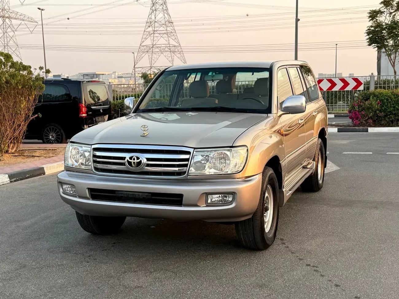 Toyota Land Cruiser GXR GCC Specs