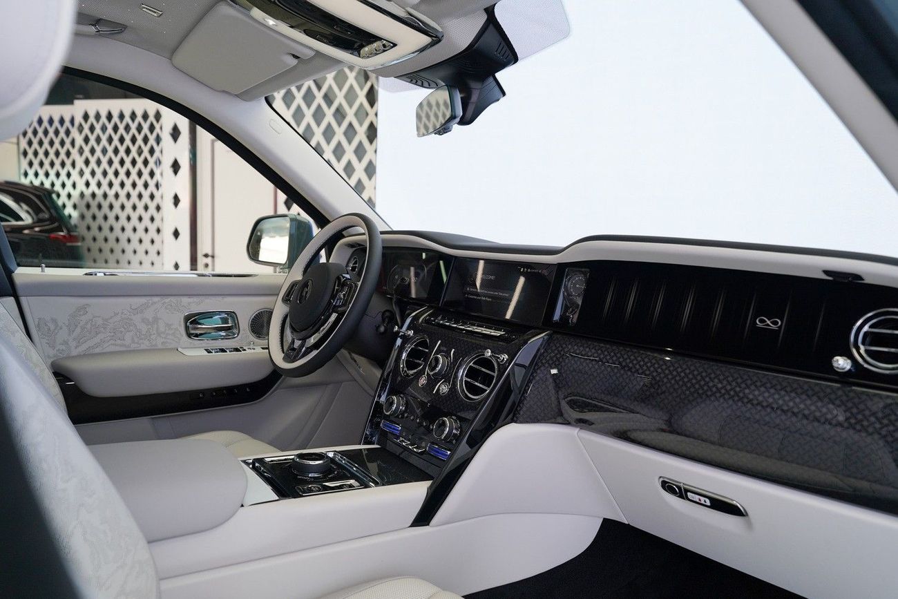 Rolls Royce Cullinan BLACK BADGE CULLINAN DUALITY SEATS