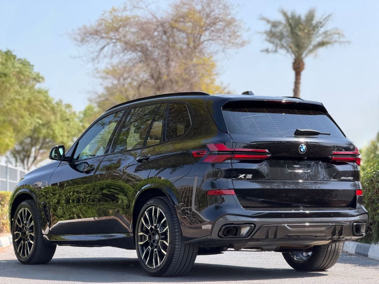 BMW X5 XDRIVE40i M SPORT PRO BMW X5 xDrive40i M Sport 2024 (GCC – Full Options – M Sport Luxury SUV – Massage Seats – Single Owne
