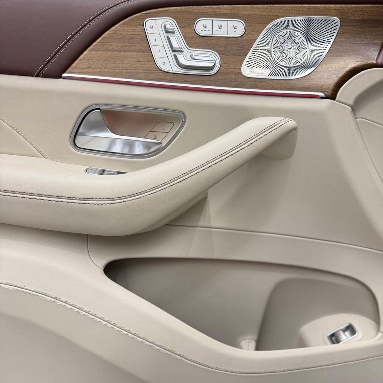 مرسيدس بنز 600 Maybach Mercedes-Benz Maybach GLS 600 2023 مواصفات الأوروبية