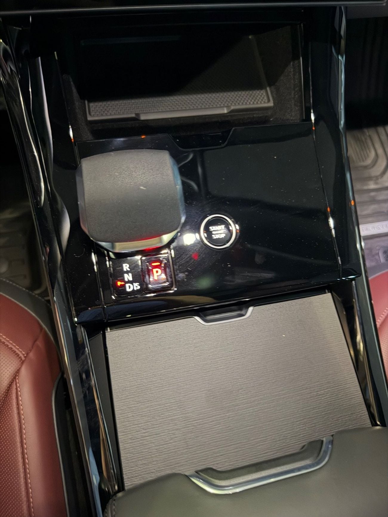 Land Rover Range Rover Sport DYNAMIC HSE P400