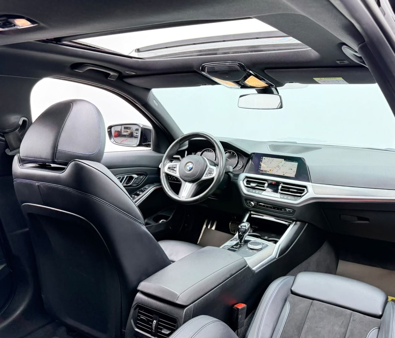 بي أم دبليو 320 M SPORT