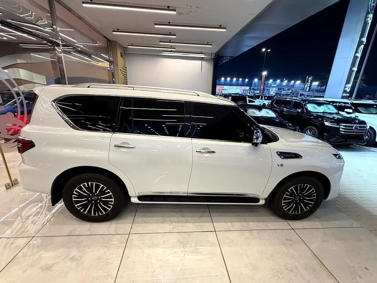 نيسان باترول LE بلاتينيوم سيتي PLATINUM LE-V8 – MODEL
