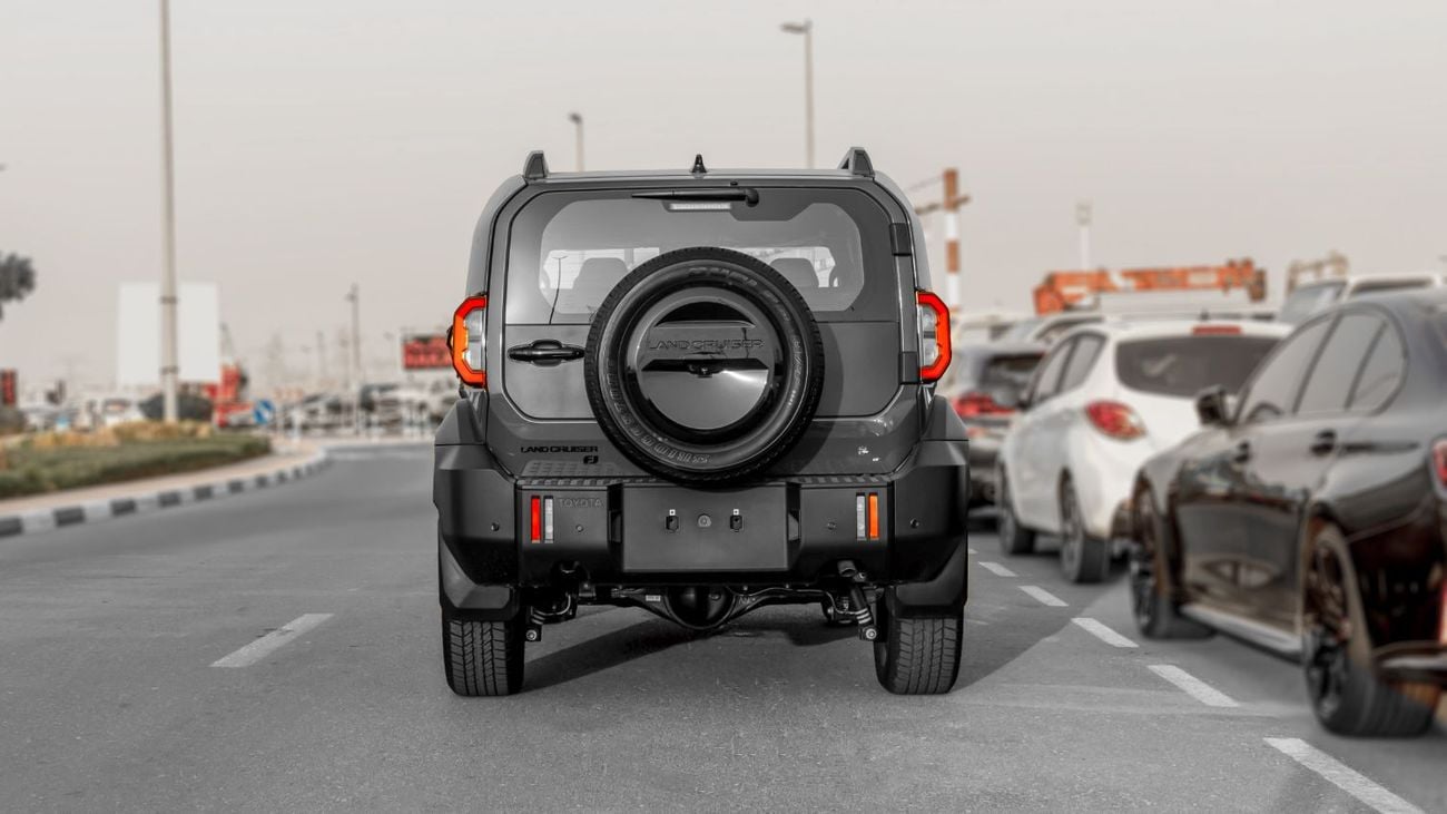 Toyota Land Cruiser Fj GXR 2027 Toyota Land Cruiser FJ 2.7L AT Petrol (Gray-Black)