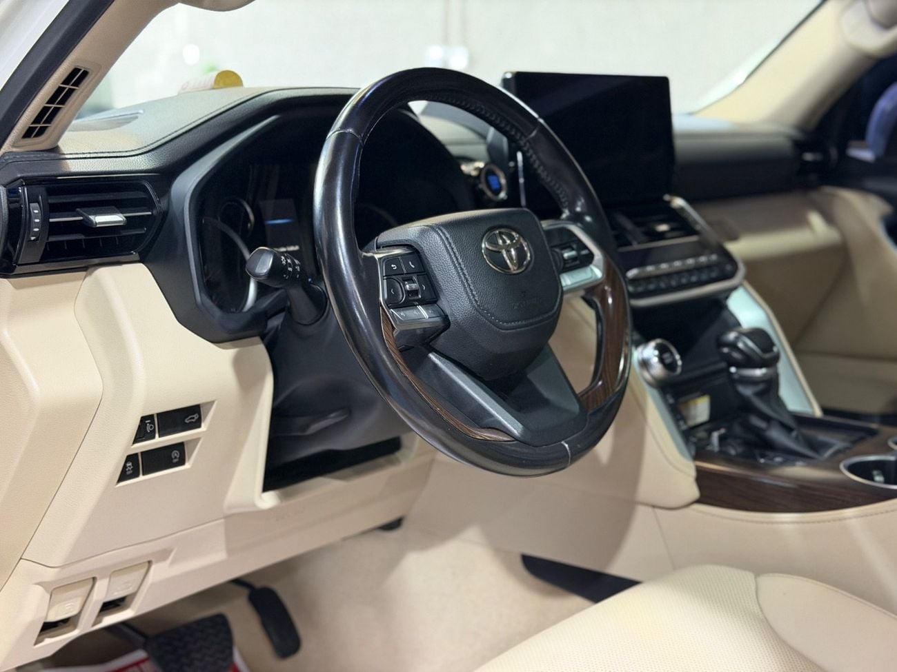 Toyota Land Cruiser VXR