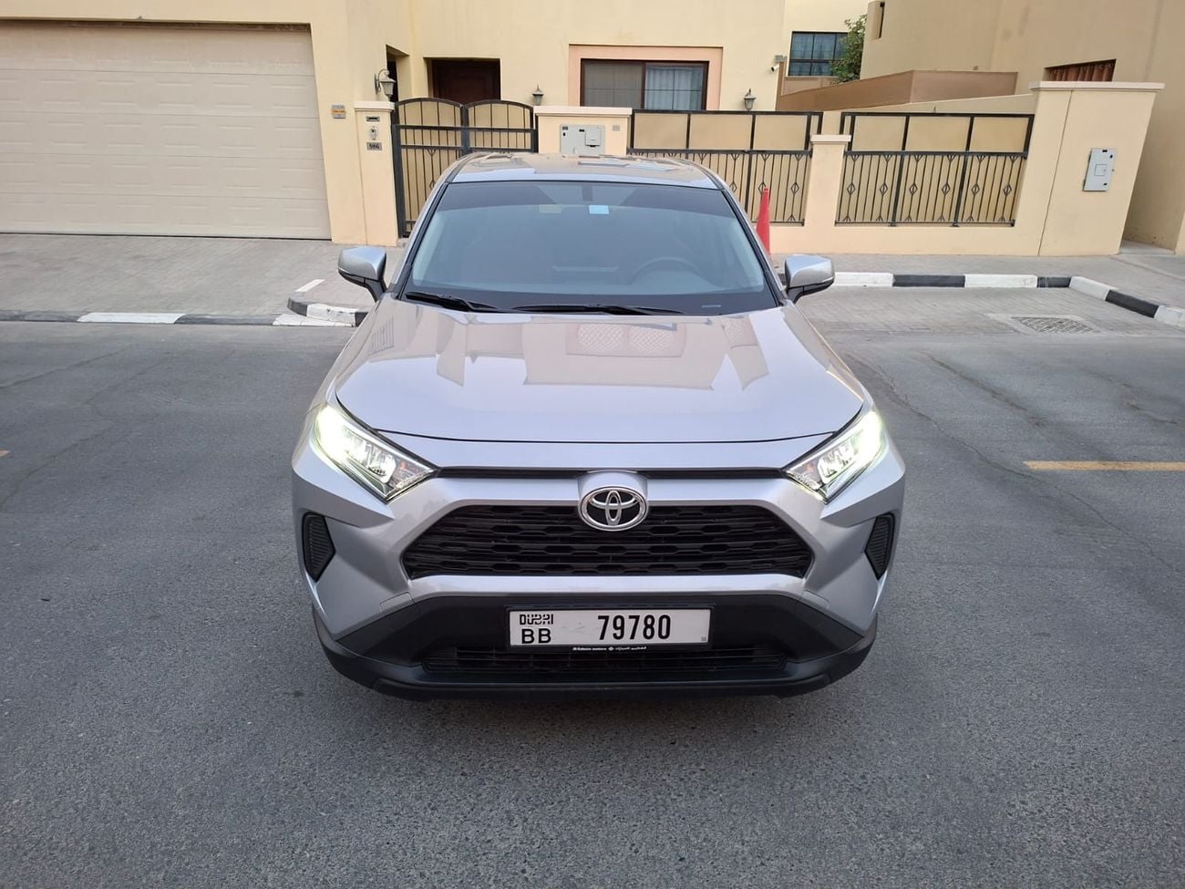 Toyota RAV4 EX