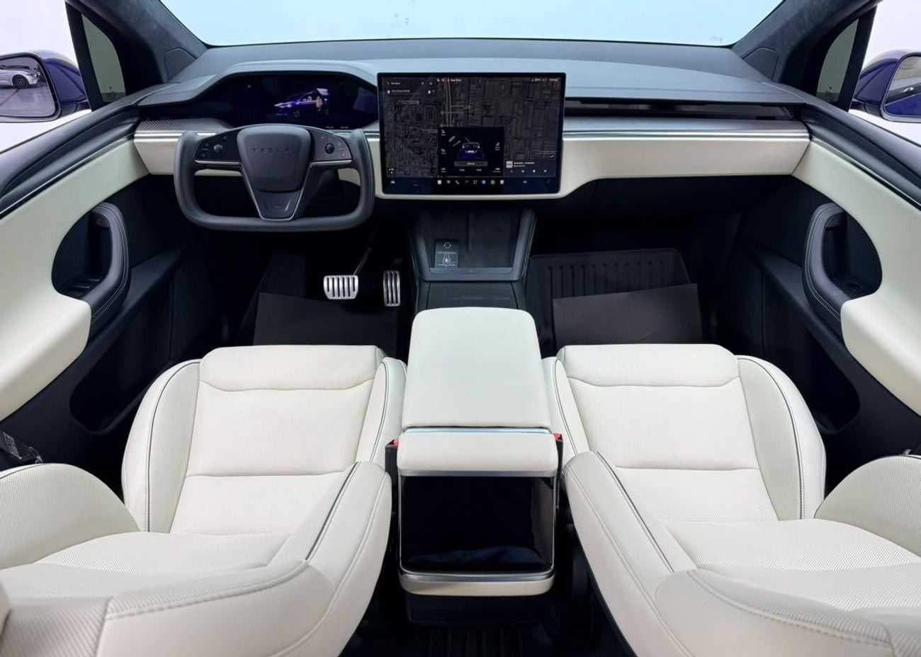 تسلا موديل اكس PLAID 2024 Tesla Model X Plaid, Tesla Warranty+Full Tesla Service History, GCC Specs.